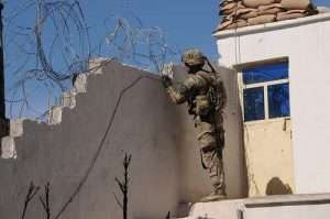 Amerikansk soldat i Farah provinsen - feb 2013. Foto: United States Army