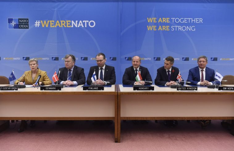 FAKTA: Det bruger Nato-landene på deres forsvar 1 natomode claus hjort 1320x853