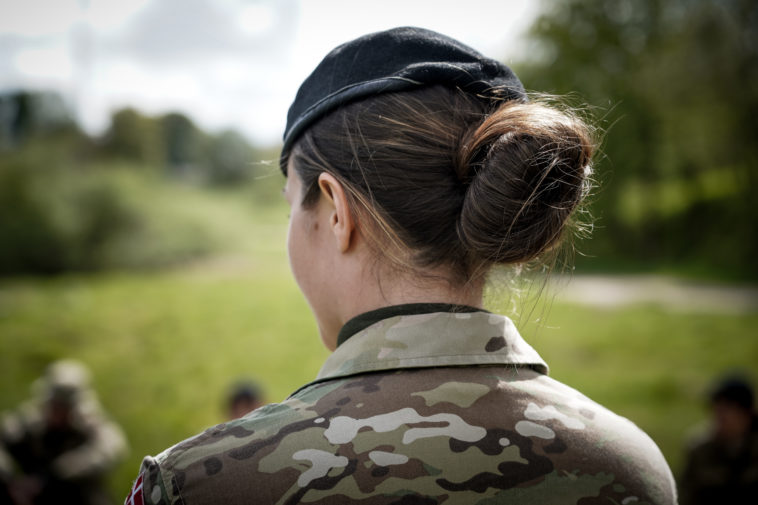 Kvinder i forsvaret
