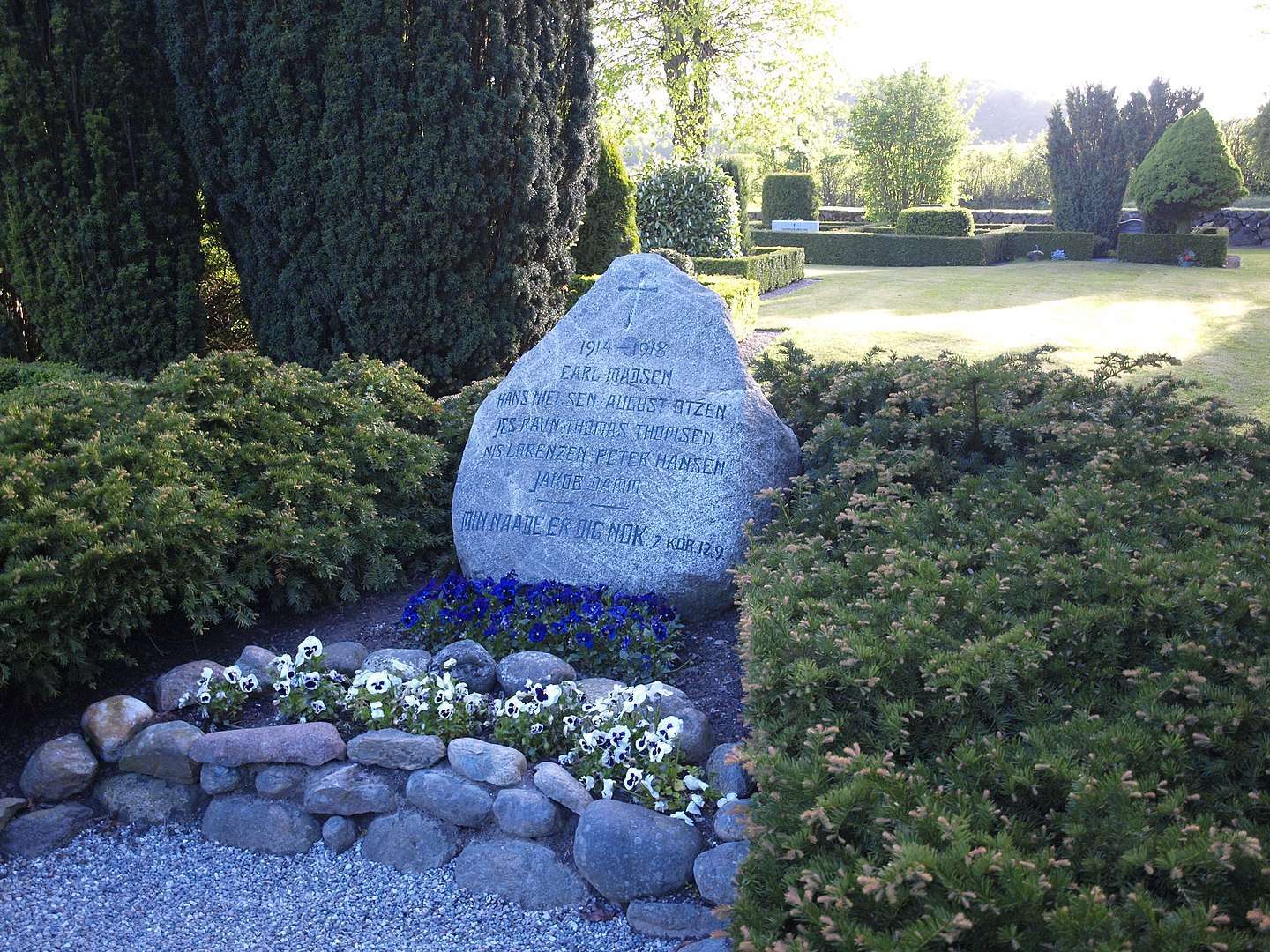 1440px Bjerning Kirke11