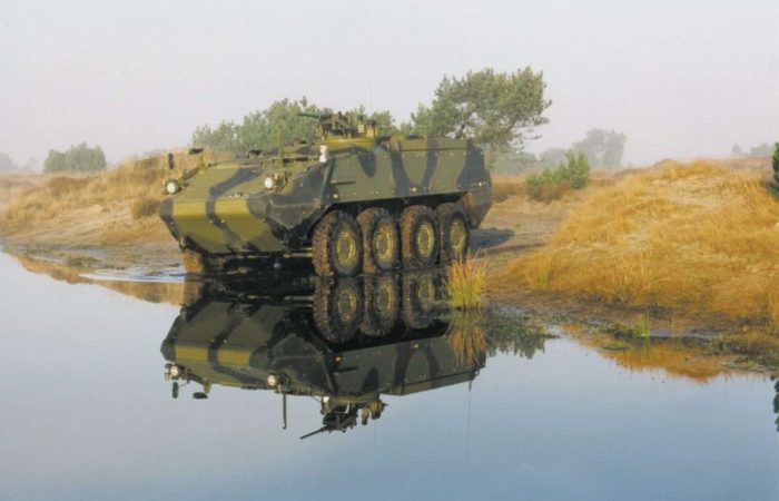 PIRANHA IIIH-indkøbet begyndte i 1997. Det 8x8 hjulede pansrede køretøj blev brugt på Balkan, Irak og Afghanistan.